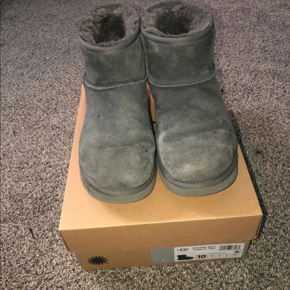 Grey mini uggs